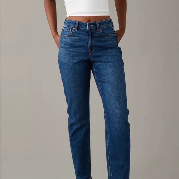American Eagle Stretch Mom Jean - Size 00 - Picture 3 of 5